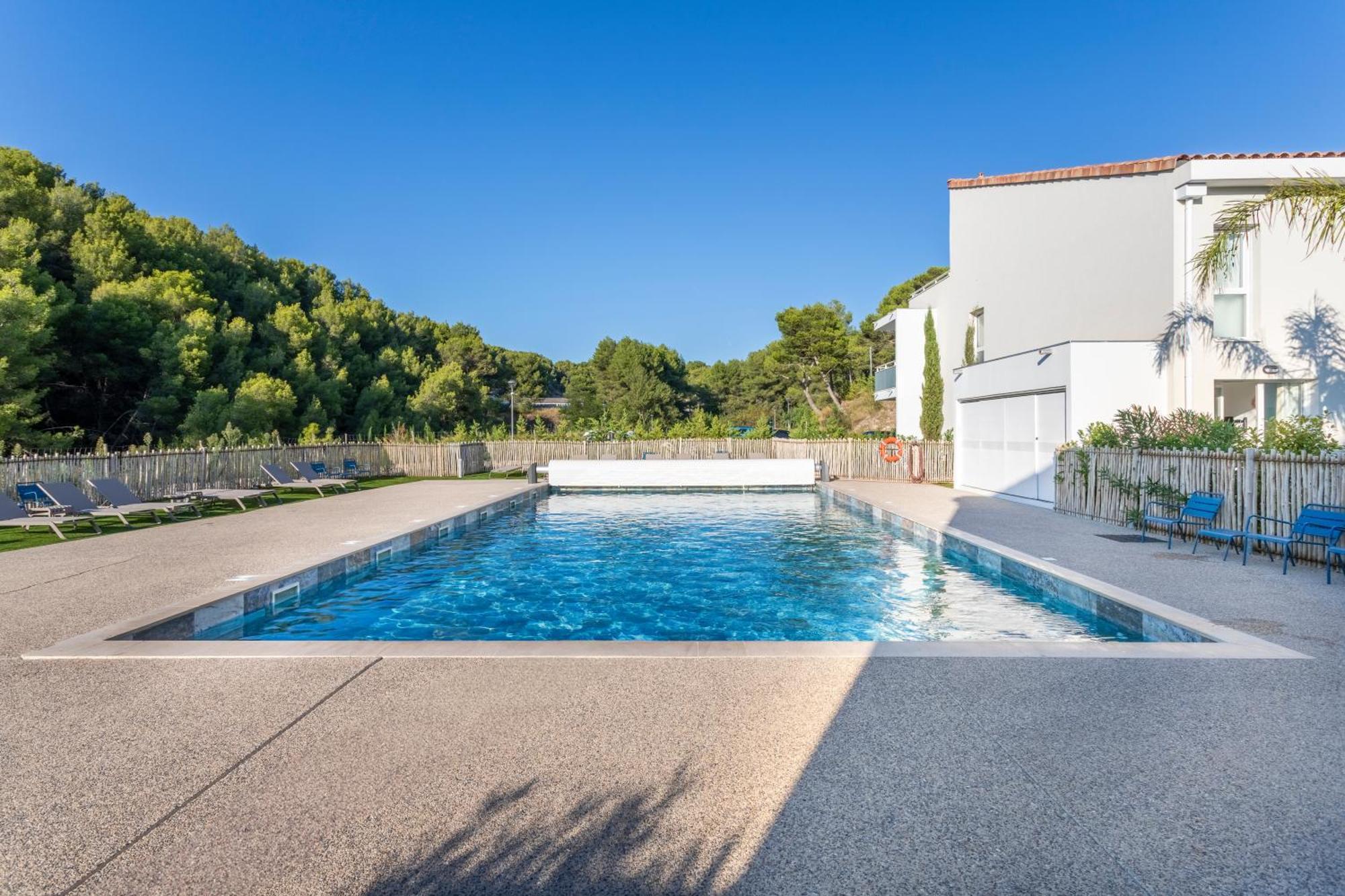 רוקפור-לה-בדול Residence Pierre Et Vacances Cap Cassis Calanques מראה חיצוני תמונה